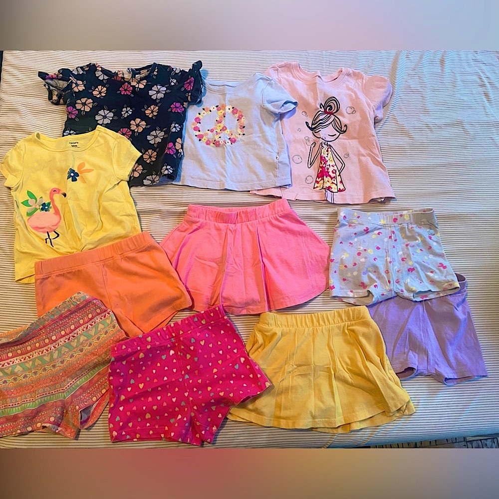 Toddler Girl 11 Piece Summer Bundle 12-24 Months 4 Shirts, 5 Shorts, 2 Skorts